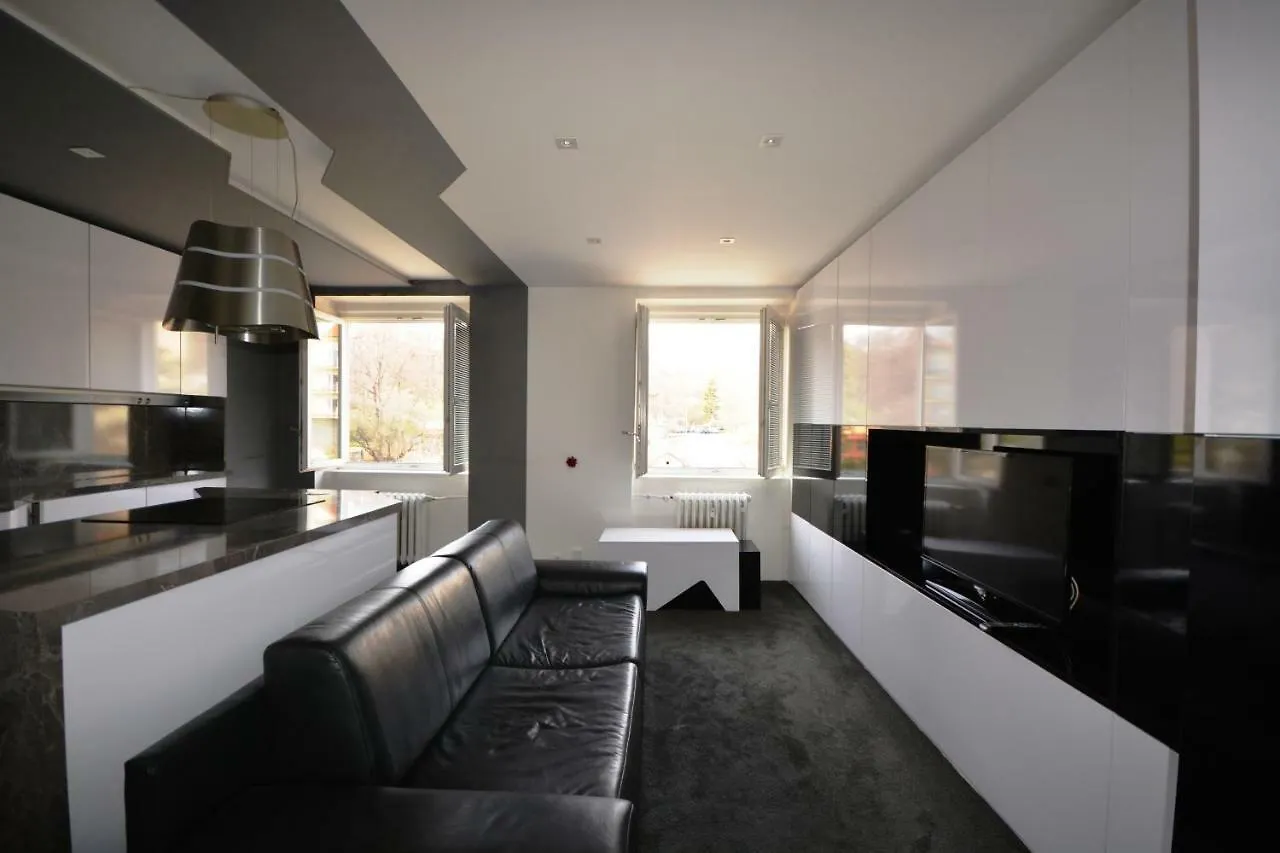 Klamovka Park Apartment